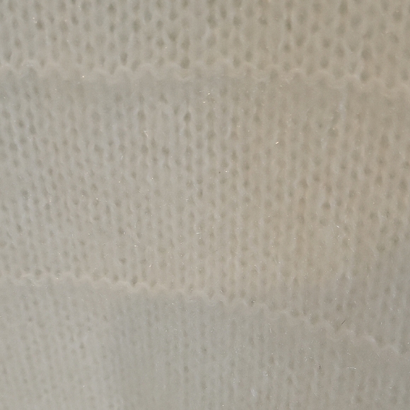 A.Z.I New York Elegant White Knit Sweater with Faux Fur Details Size XS. - Picture 3 of 7